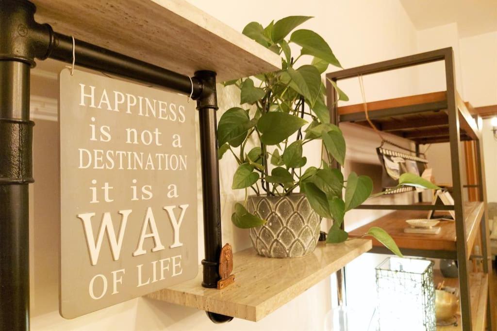 Cosy Boutique 61 Sqm Apartment - Private Parking - Ten Blocks Residence Bucharest Luaran gambar