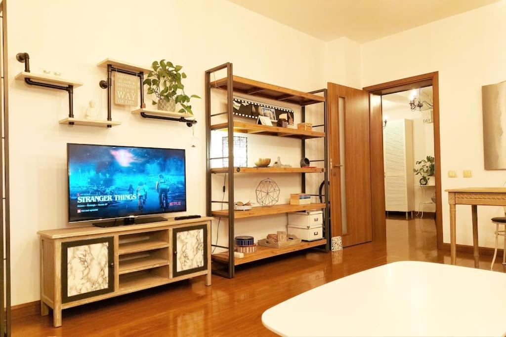 Cosy Boutique 61 Sqm Apartment - Private Parking - Ten Blocks Residence Bucharest Luaran gambar