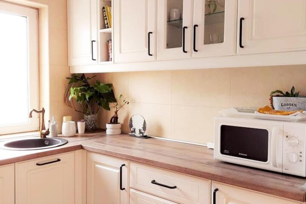 Cosy Boutique 61 Sqm Apartment - Private Parking - Ten Blocks Residence Bucharest Luaran gambar