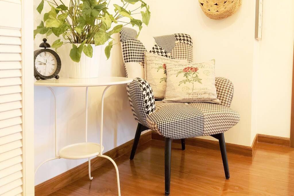Cosy Boutique 61 Sqm Apartment - Private Parking - Ten Blocks Residence Bucharest Luaran gambar